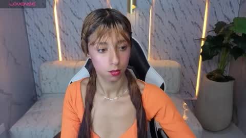 Online 800 to 1400 online show from 10-11-25, 12:47