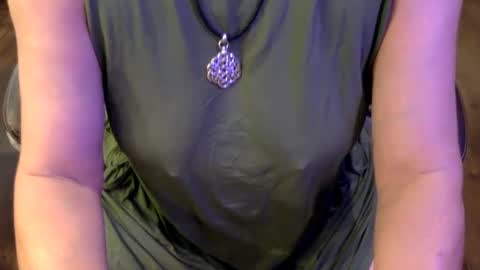 Snapshot of tessa_foxxx chatting on 10-04-25, 07:01 tessa_foxxx online show from 10-04-25, 07:01