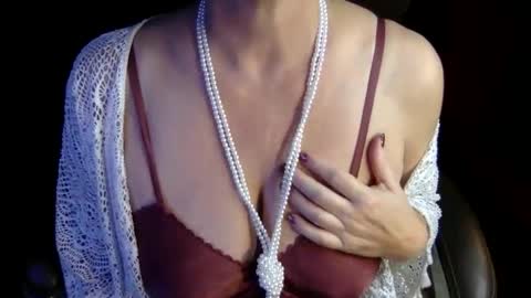 Snapshot of tessa_foxxx chatting on 11-05-25, 10:37 tessa_foxxx online show from 11-05-25, 10:37