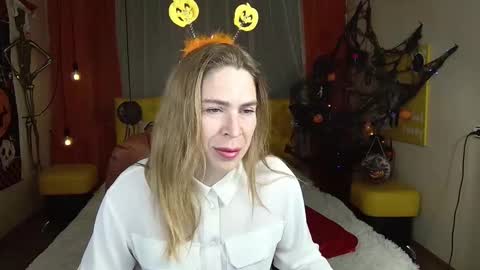 Snapshot of tessadaybreak chatting on 10-16-25, 06:58 tessadaybreak online show from 10-16-25, 06:58