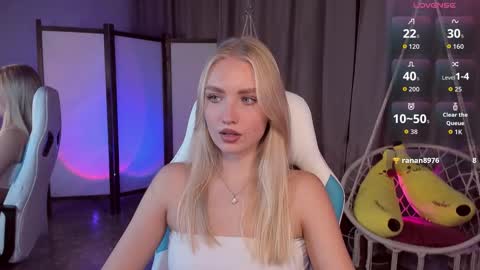 TessaHamilton online show from 10-21-25, 01:45