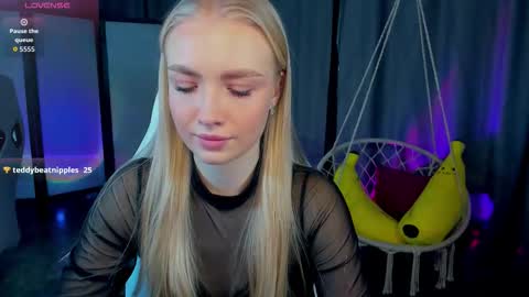 Snapshot of tessahamilton chatting on 02-04-26, 07:47 TessaHamilton online show from 02-04-26, 07:47