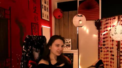 Tessa online show from 02-17-26, 05:37