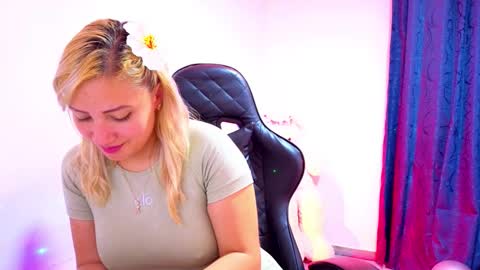 Tessy online show from 01-15-26, 03:49