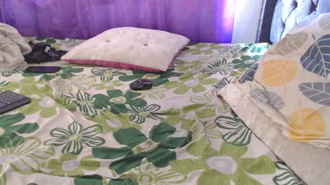 tessa y leo online show from 01-22-25, 08:06