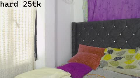 tessa y leo online show from 02-02-25, 03:49