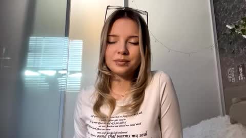 tessiebe online show from 02-19-26, 12:01