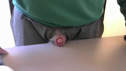 Snapshot of testechat chatting on 11-26-25, 06:20 Test the Chat online show from 11-26-25, 06:20