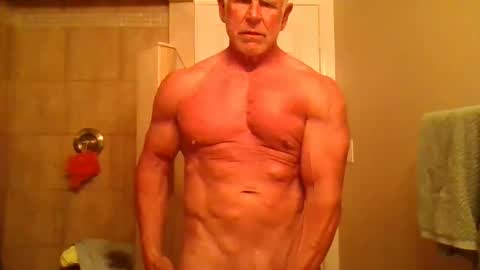 Snapshot of texasboy1978 chatting on 09-23-25, 03:31 texasboy1978 online show from 09-23-25, 03:31