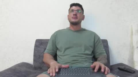 Snapshot of teylor_creed chatting on 12-04-24, 01:03 teylor creed online show from 12-04-24, 01:03