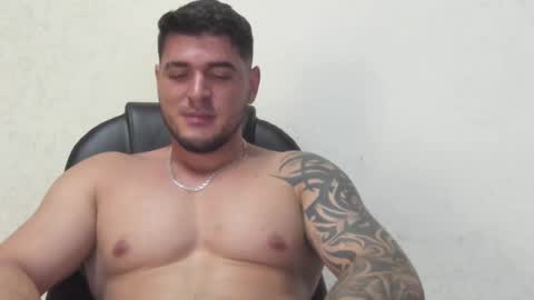 Snapshot of teylor_creed chatting on 12-24-24, 01:27 teylor creed online show from 12-24-24, 01:27