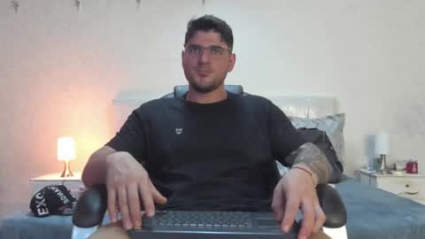 Snapshot of teylor_creed chatting on 02-28-25, 08:07 teylor creed online show from 02-28-25, 08:07