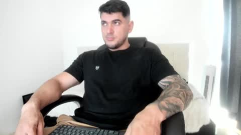 Snapshot of teylor_creed chatting on 09-19-25, 06:30 teylor creed online show from 09-19-25, 06:30