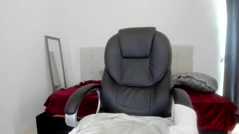 teylor creed online show from 10-28-25, 07:38