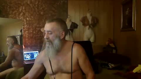 Snapshot of tha_commander69 chatting on 12-27-24, 02:12 tha Commander69 online show from 12-27-24, 02:12