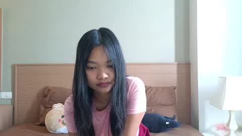 AbbieThai  online show from 01-12-26, 05:45