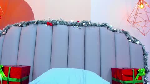 Thaily online show from 12-16-24, 10:34