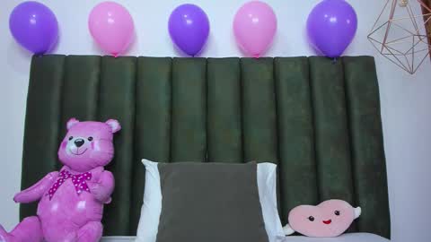 Snapshot of thailycherry chatting on 10-14-25, 07:47 Thaily online show from 10-14-25, 07:47