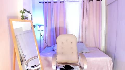 Thais online show from 03-04-25, 12:22