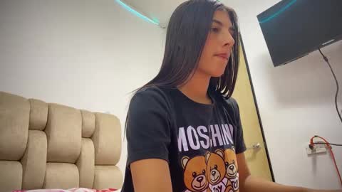 Snapshot of thaliana_rossi chatting on 02-05-25, 11:50 thaliana_rossi online show from 02-05-25, 11:50