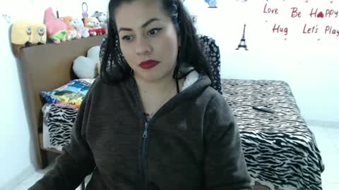 thania      sometimes in the company of Alan and Maria online show from 01-06-25, 07:45