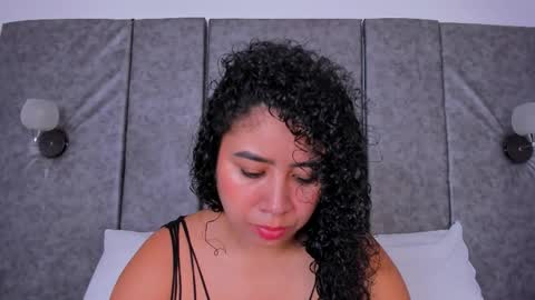 Snapshot of thara_webstter chatting on 02-11-26, 11:04 thara webstter online show from 02-11-26, 11:04