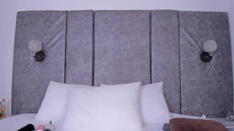 Snapshot of thara_webstter chatting on 02-26-26, 11:42 thara webstter online show from 02-26-26, 11:42