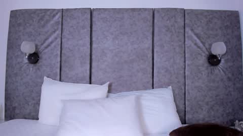 Snapshot of thara_webstter chatting on 03-13-26, 11:17 thara webstter online show from 03-13-26, 11:17