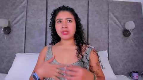 Snapshot of thara_webstter chatting on 03-19-26, 11:14 thara webstter online show from 03-19-26, 11:14