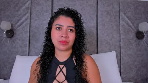 Snapshot of thara_webstter chatting on 04-10-26, 11:04 thara webstter online show from 04-10-26, 11:04