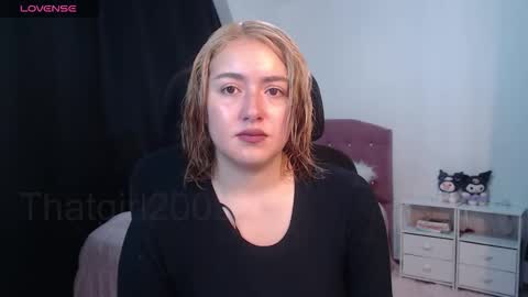 Snapshot of thatgirl2003 chatting on 09-21-25, 02:08 online show from 09-21-25, 02:08