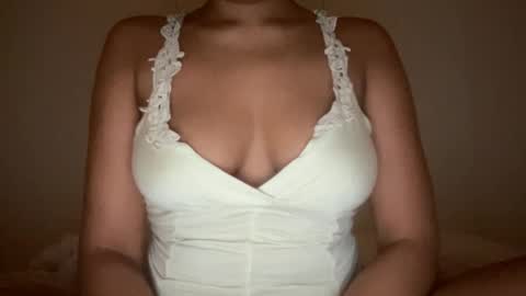 Snapshot of thatgirlmelanie chatting on 10-20-25, 12:22 Melanie online show from 10-20-25, 12:22