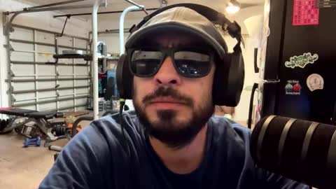 thatmiaguy online show from 10-08-25, 10:46