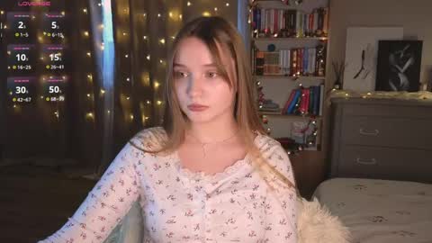 Snapshot of thatonerabbit chatting on 04-01-26, 10:27 Alice online show from 04-01-26, 10:27