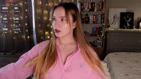 Snapshot of thatonerabbit chatting on 04-12-26, 01:05 Alice online show from 04-12-26, 01:05