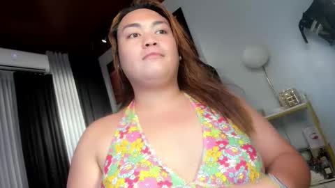 Snapshot of the1thatyou_looking4 chatting on 02-16-26, 01:18 bethany online show from 02-16-26, 01:18