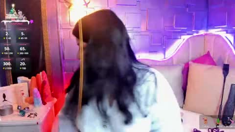 Snapshot of the_cat_girl_ chatting on 12-18-24, 01:56 i am Cat online show from 12-18-24, 01:56