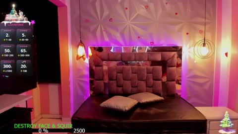 Snapshot of the_cat_girl_ chatting on 12-20-24, 01:03 i am Cat online show from 12-20-24, 01:03