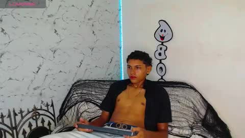 Sean OPry   online show from 10-07-25, 12:24