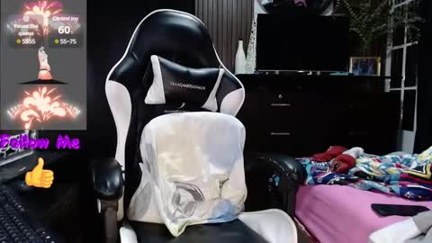 the dog lian online show from 01-19-25, 11:10