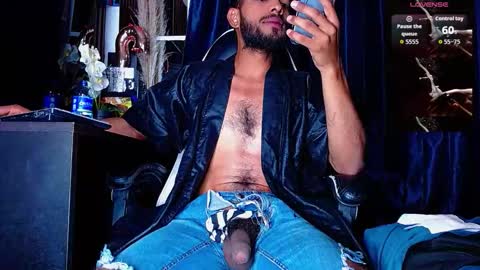 Snapshot of the_dog_lian chatting on 01-17-26, 11:59 the dog lian online show from 01-17-26, 11:59