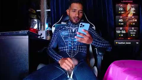 Snapshot of the_dog_lian chatting on 02-06-26, 01:03 the dog lian online show from 02-06-26, 01:03