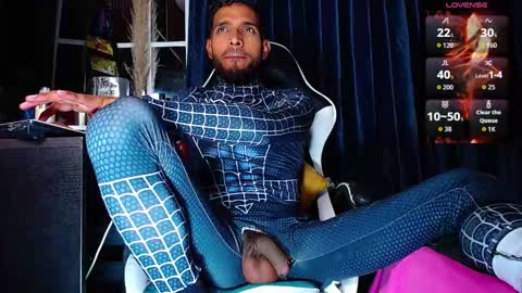 Snapshot of the_dog_lian chatting on 02-07-26, 01:09 the dog lian online show from 02-07-26, 01:09