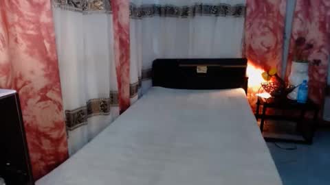 Snapshot of the_girl_nxt_door chatting on 02-17-25, 04:20 samm online show from 02-17-25, 04:20