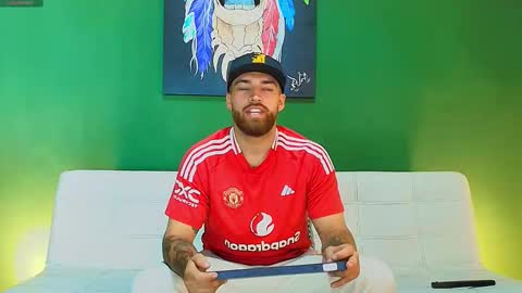 SCOTT  THEO  KAMERON  GENDERSON online show from 10-11-25, 04:38