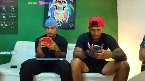 SCOTT  THEO  KAMERON  GENDERSON online show from 10-17-25, 02:26