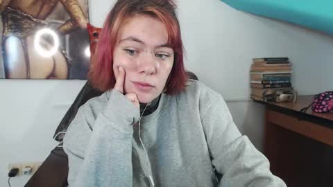 Snapshot of the_ice_woman chatting on 09-10-25, 02:22 the_ice_woman online show from 09-10-25, 02:22