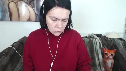 Snapshot of the_ice_woman chatting on 09-18-25, 01:40 the_ice_woman online show from 09-18-25, 01:40