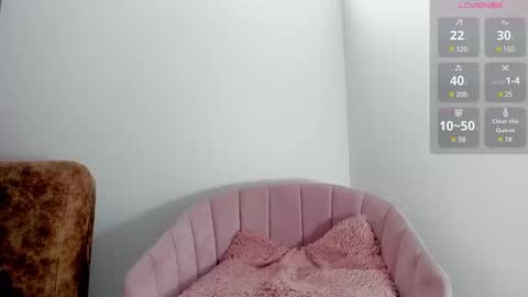 Snapshot of the_latins_hot chatting on 01-15-25, 07:44 Alice and Bella online show from 01-15-25, 07:44