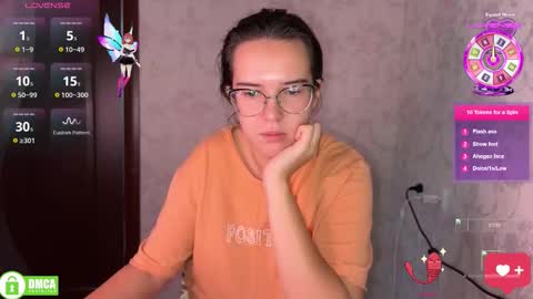 Alice online show from 11-12-25, 10:48